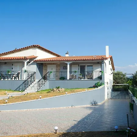 Summer Dreams Digeliotika Villa *