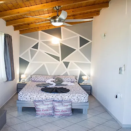 Summer Dreams Digeliotika Villa *