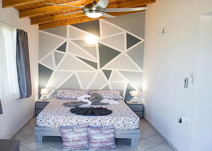 Summer Dreams Digeliotika Villa *